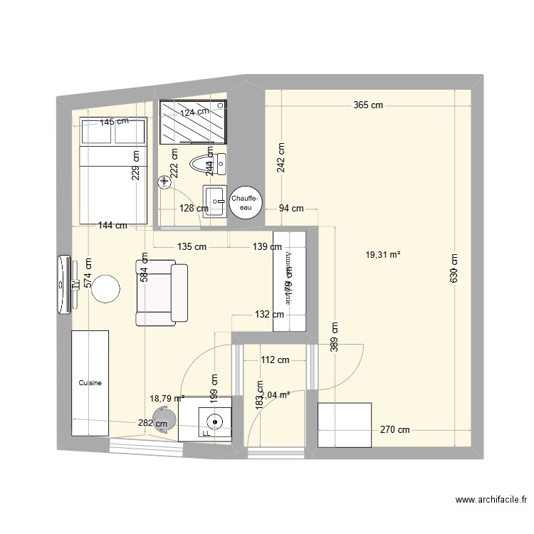 RDC - 1 Gauche. Plan de 3 pièces et 40 m2