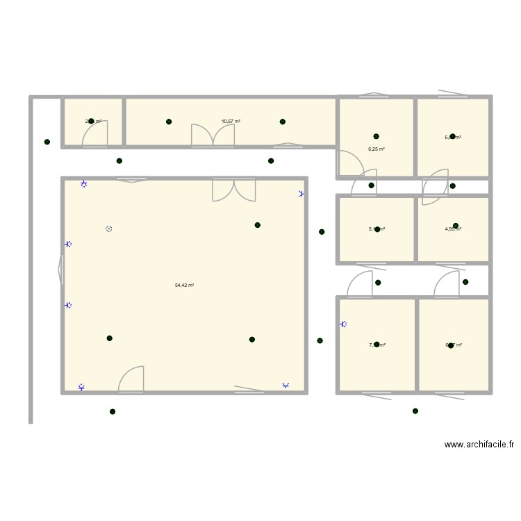 cc52. Plan de 9 pièces et 105 m2
