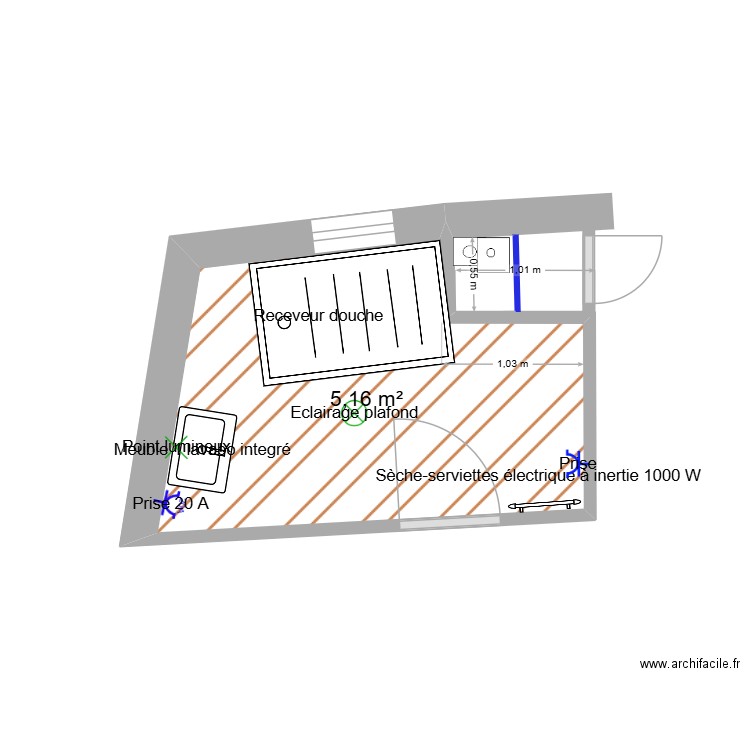 salle d ebain Entrecasteaux. Plan de 1 pièce et 5 m2
