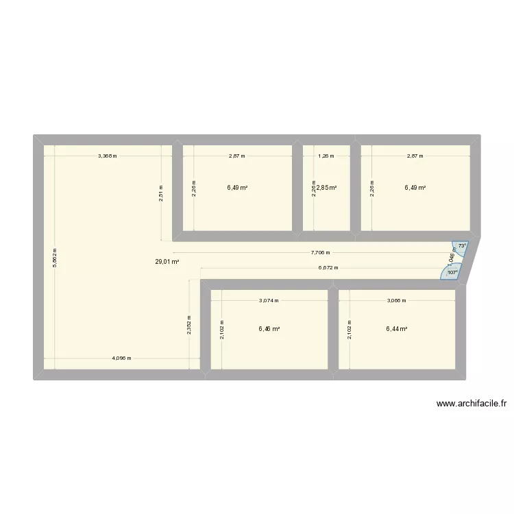 beni ngavoula. Plan de 6 pièces et 58 m²