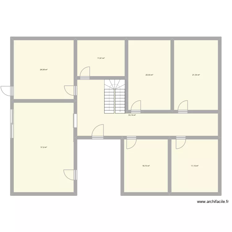 Maison Hadi. Plan de 8 pièces et 182 m²