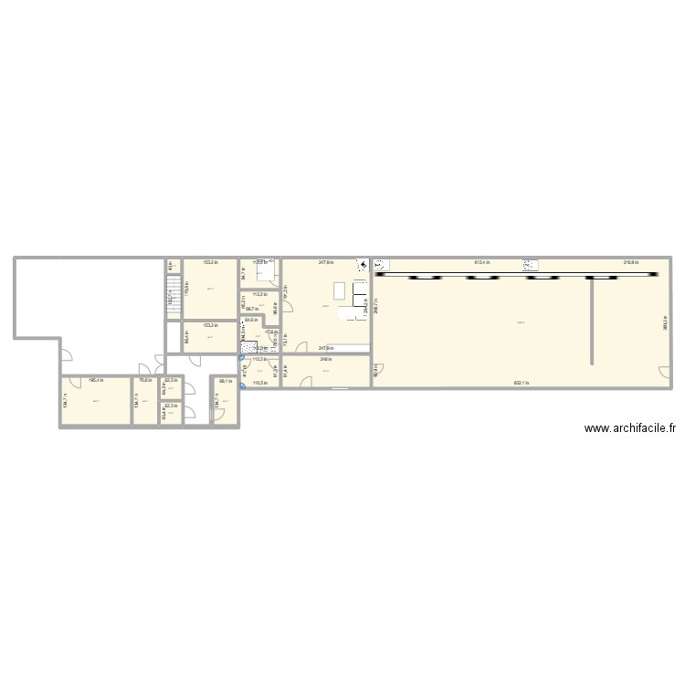 D Station as is. Plan de 16 pièces et 339 m2