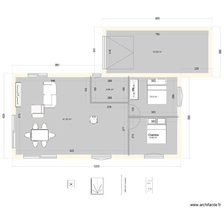 Plain_pied_d&eacute;cal&eacute;. Plan de 0 pièce et 0 m2