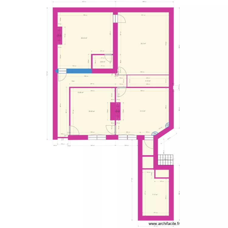 plan cot&eacute;. Plan de 10 pièces et 143 m²