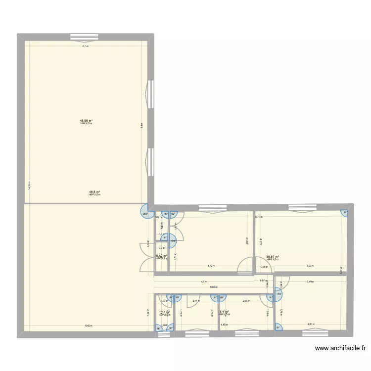 Chambour. Plan de 6 et 190 m² Chambour. Plan de 6 et 190 m²