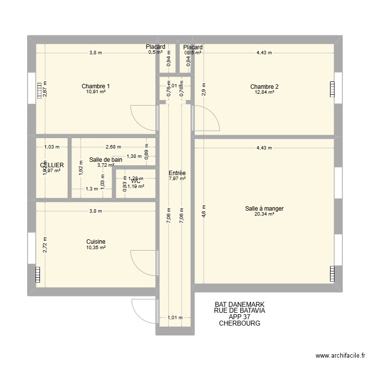 BAT DANEMARK APP 37. Plan de 10 pièces et 70 m2
