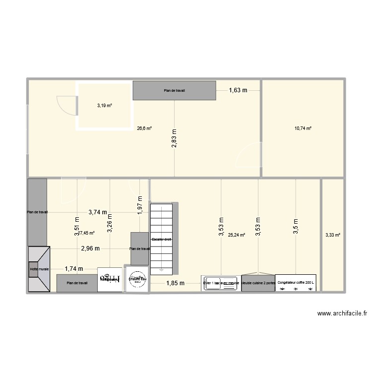 Labo. Plan de 6 pièces et 90 m2