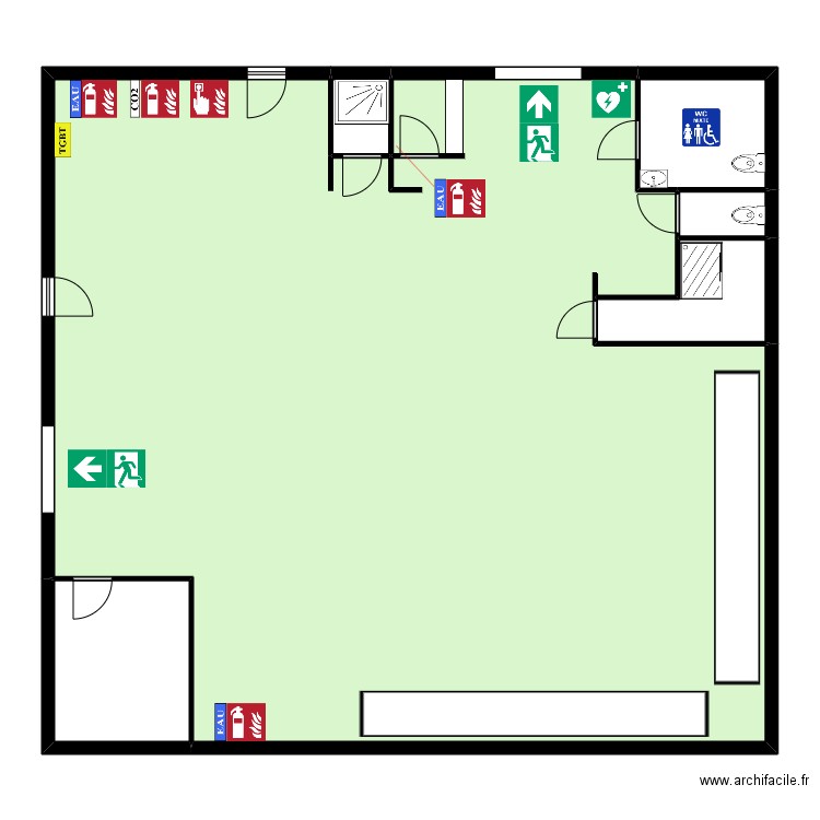 FB Training. Plan de 6 pièces et 200 m2