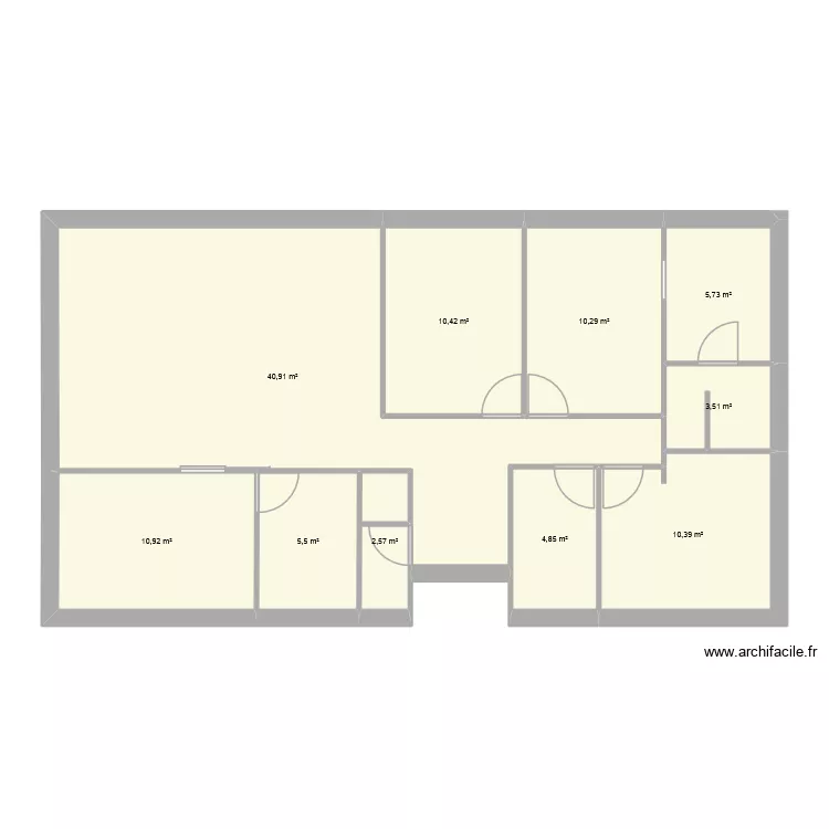 KZO vierge. Plan de 10 pièces et 105 m²