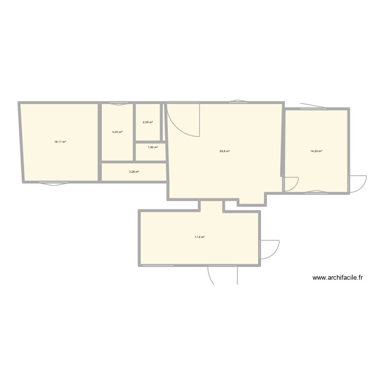 logement complet. Plan de 8 pièces et 91 m2