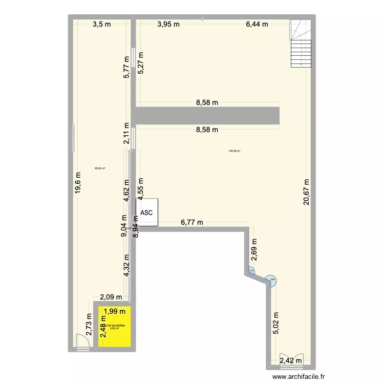 plan brut Rdc local. Plan de 4  et 212 m²