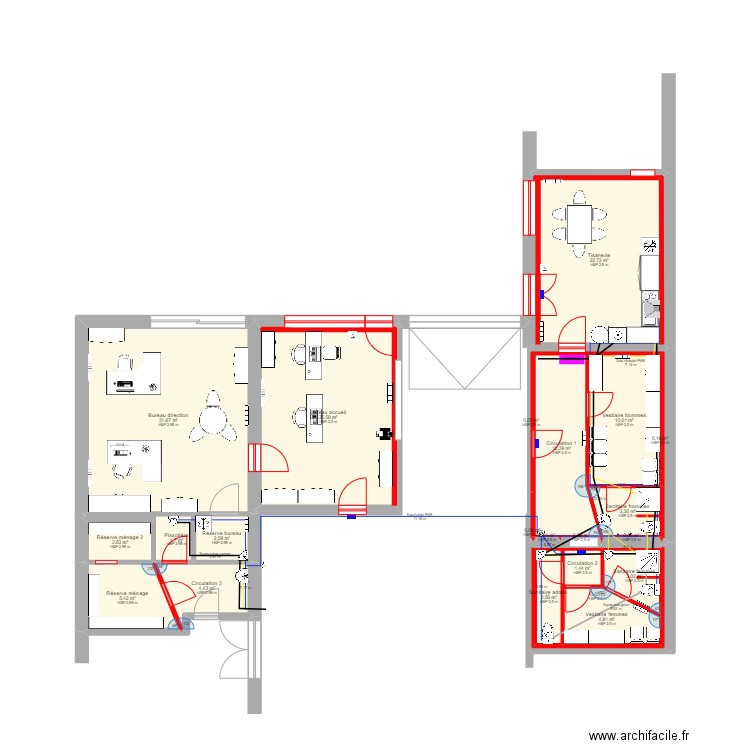 Zone aménagement technique. Plan de 22 pièces et 147 m2