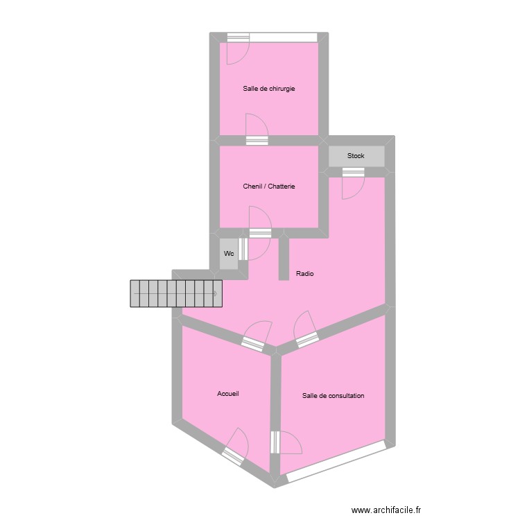 Cabinet. Plan de 7 pièces et 44 m2