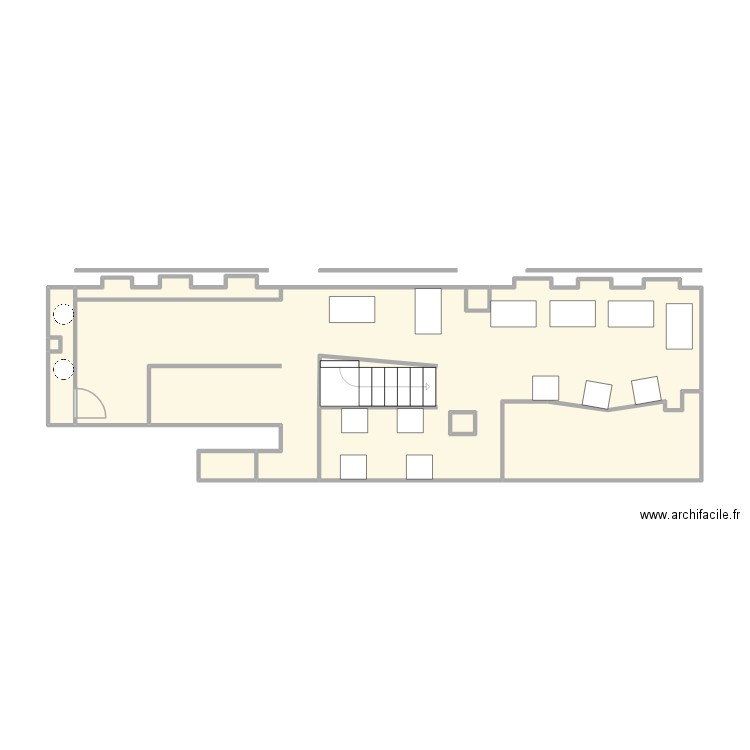 Bar2. Plan de 8 pièces et 48 m2