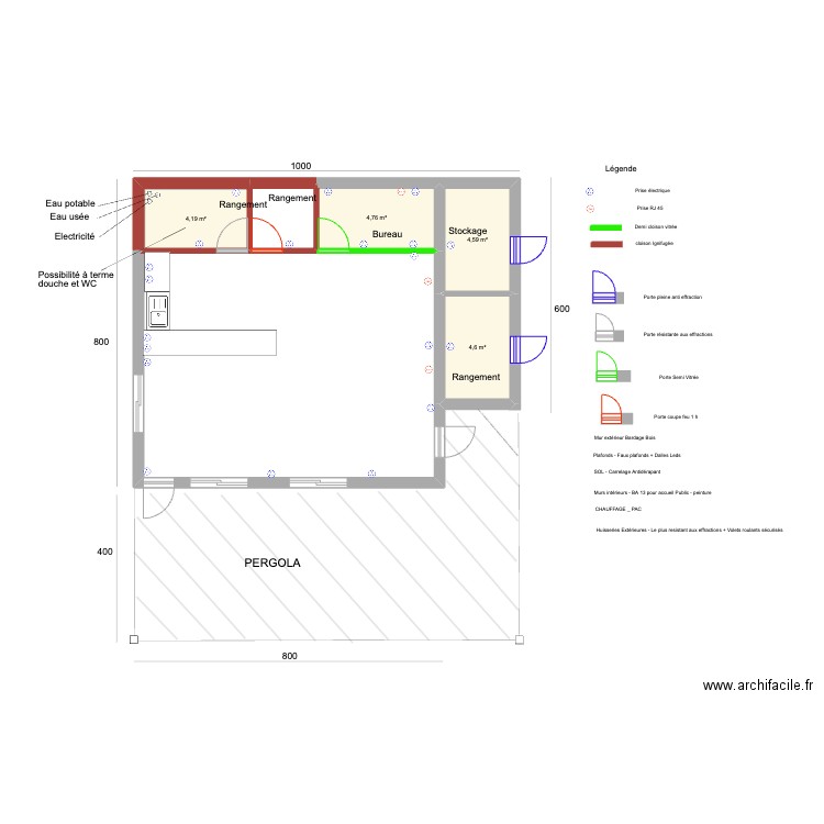 espace jeunesse et famille. Plan de 4 pièces et 18 m2