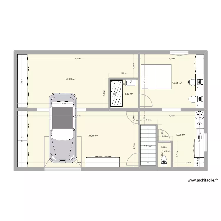 TASSIN 440K&euro; SOUS SOL. Plan de 7 pièces et 85 m²