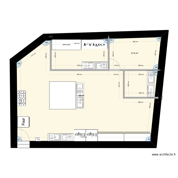 cuisine. Plan de 2 pièces et 78 m2