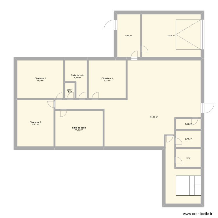 Essai 1. Plan de 12 pièces et 133 m2