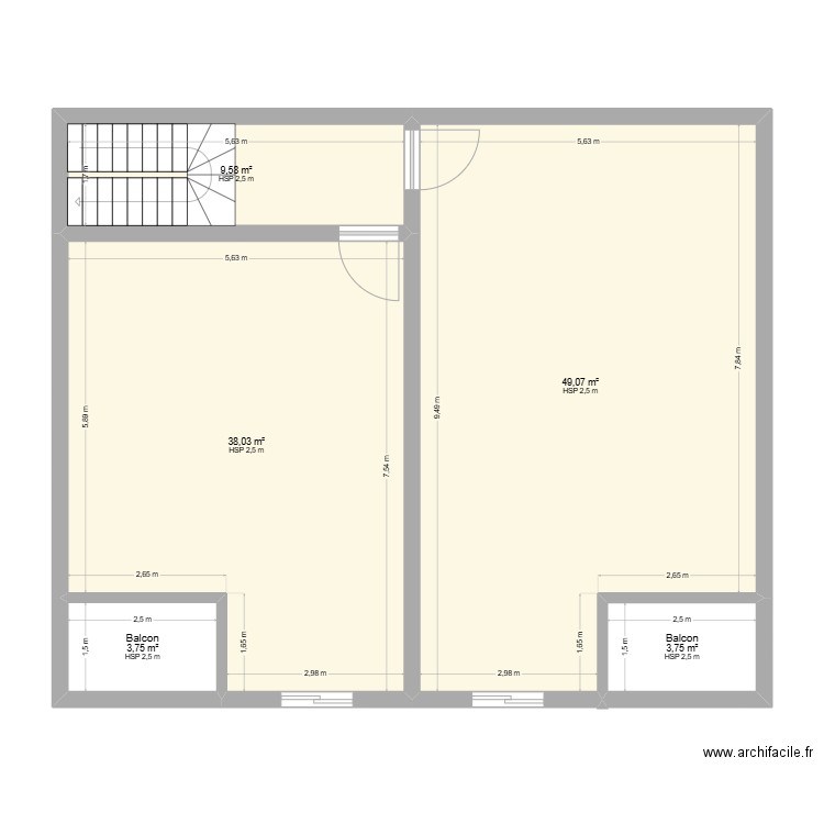 bureau. Plan de 5 pièces et 104 m2