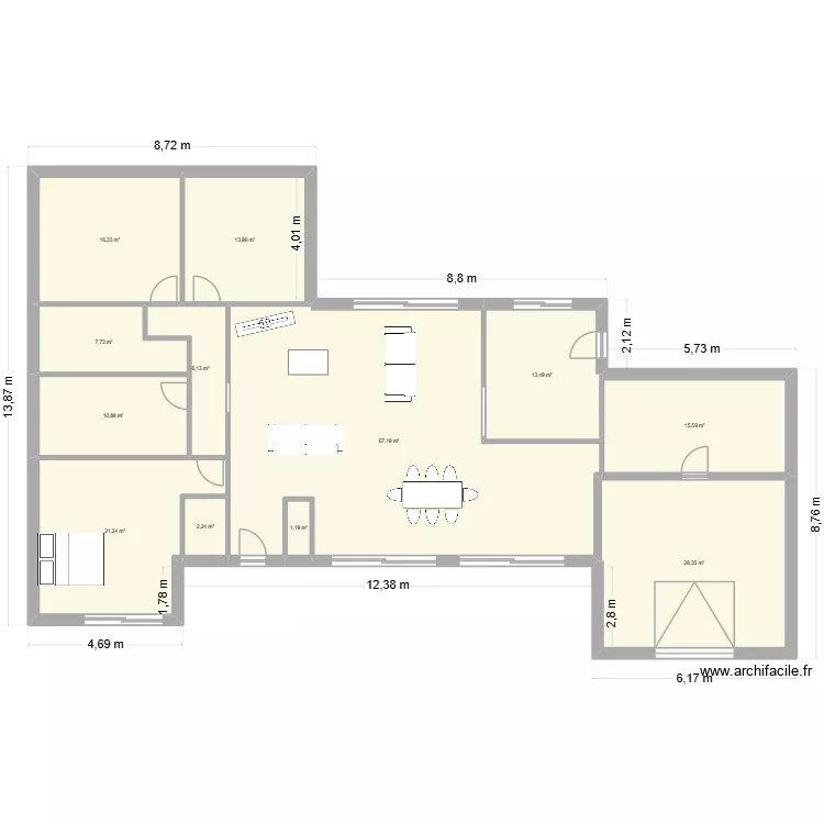 celine. Plan de 12  et 204 m²