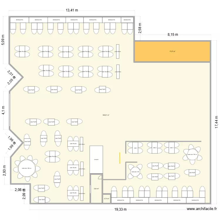 carpentras. Plan de 4  et 390 m²