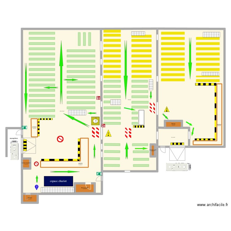 entreprise. Plan de 13 pièces et 693 m2
