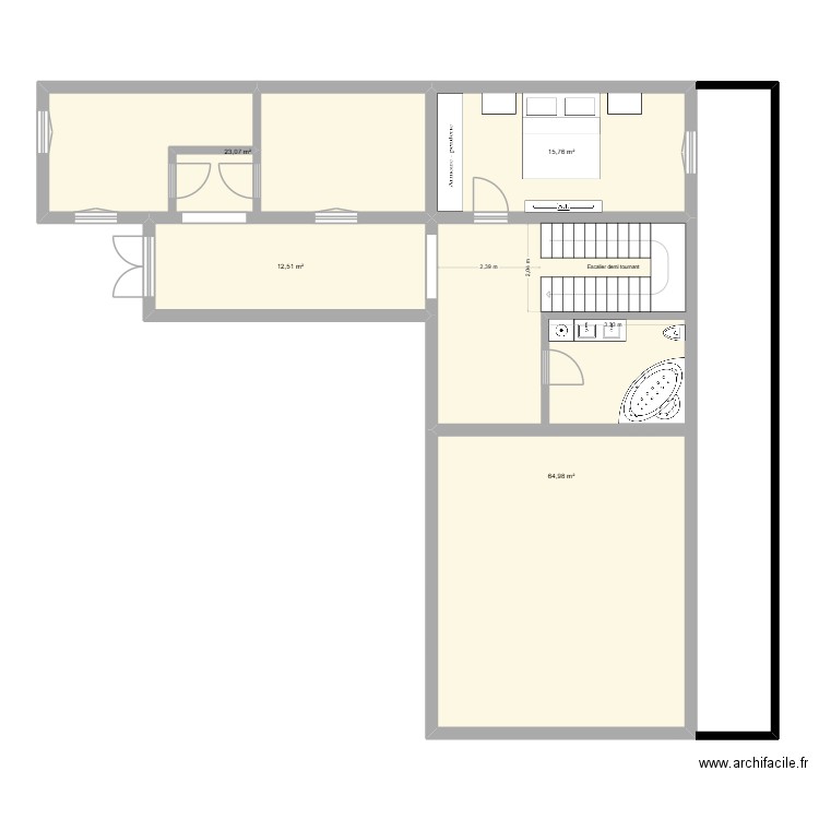 Casa Solonceni. Plan de 4 pièces et 116 m2
