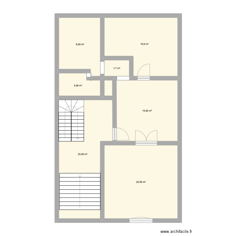 1er étage. Plan de 7 pièces et 92 m2