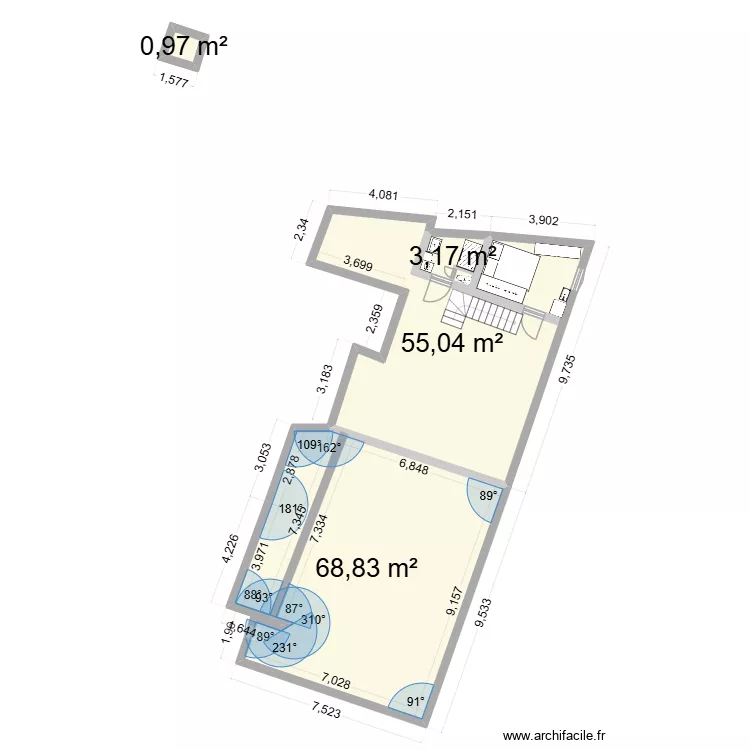 M AISON. Plan de 18  et 253 m²