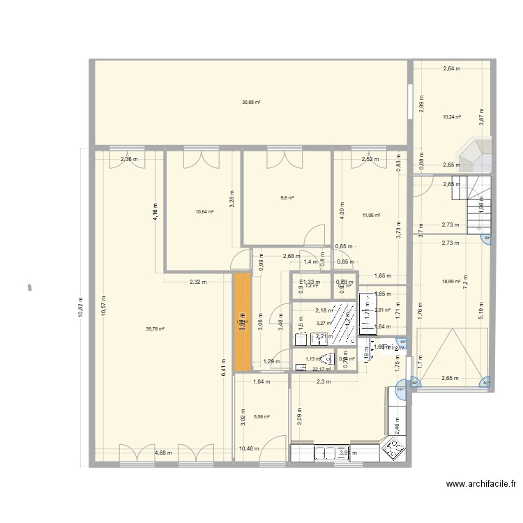 LaRocheMod. Plan de 15 pièces et 169 m2