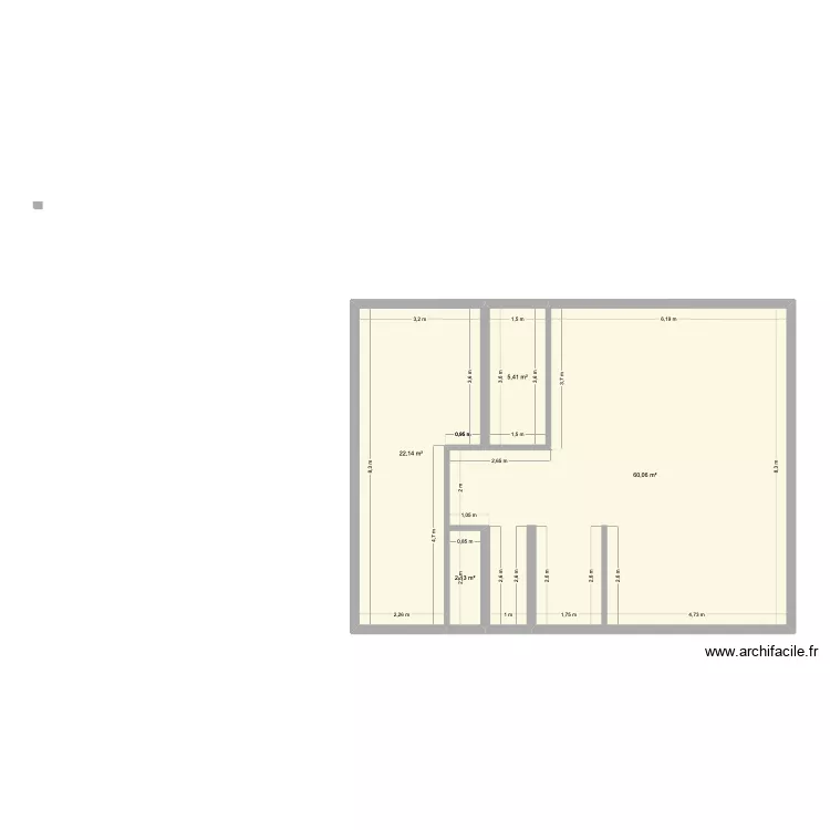 RDC. Plan de 4  et 90 m²