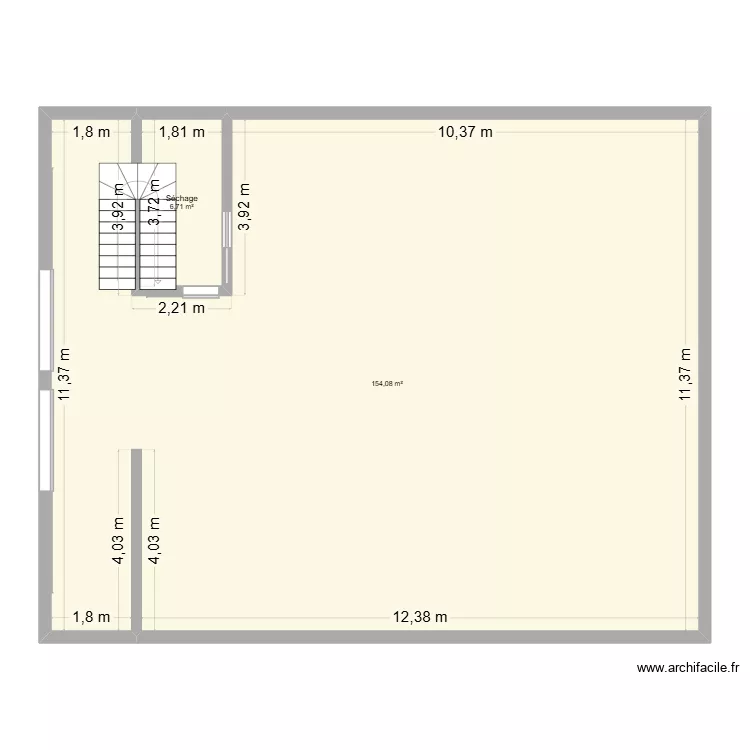 Hangar2. Plan de 2 pièces et 161 m²