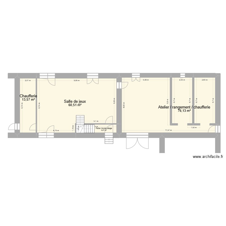 Rez de chaussée Annexe. Plan de 4 pièces et 155 m2