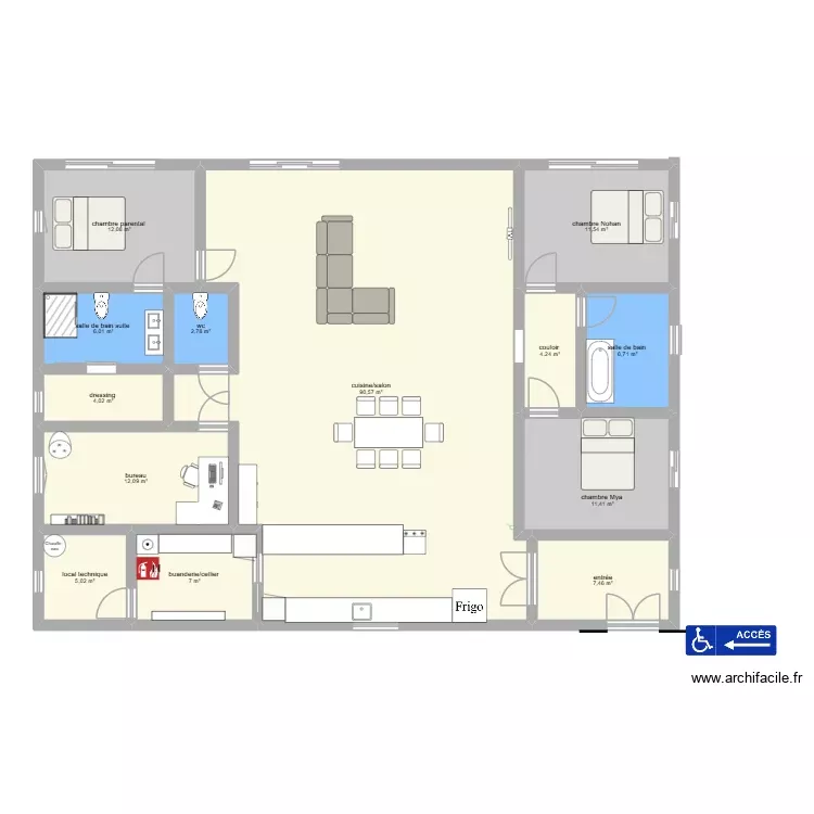 maison. Plan de 13 Pièces et 181 m²