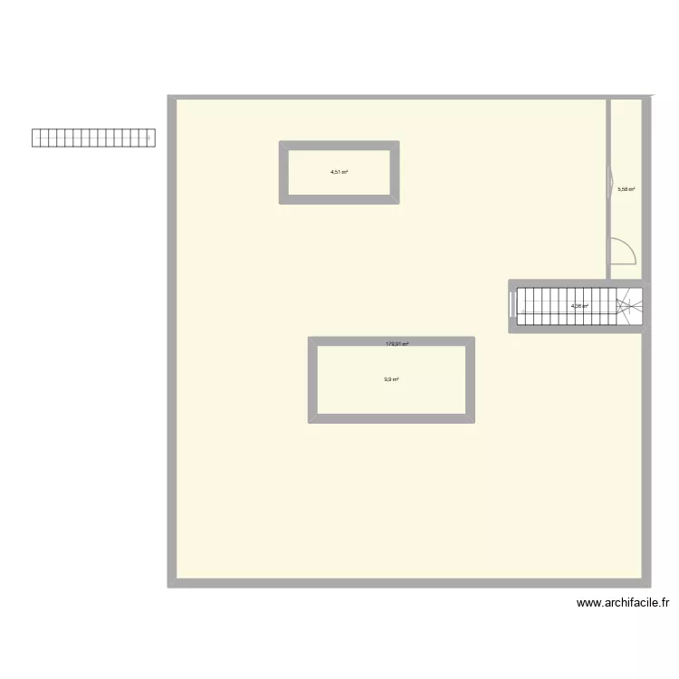 etage. Plan de 5  et 225 m²