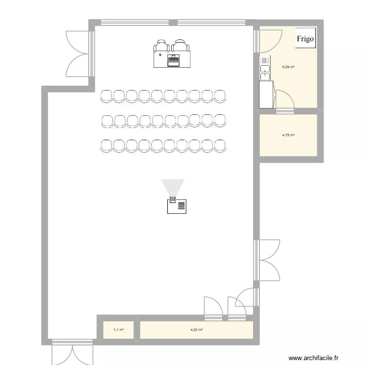 Ory 30 chaises. Plan de 4  et 19 m²