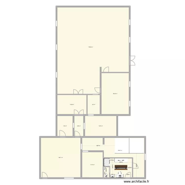 ORDINAIRE MDL. Plan de 11 pièces et 288 m²