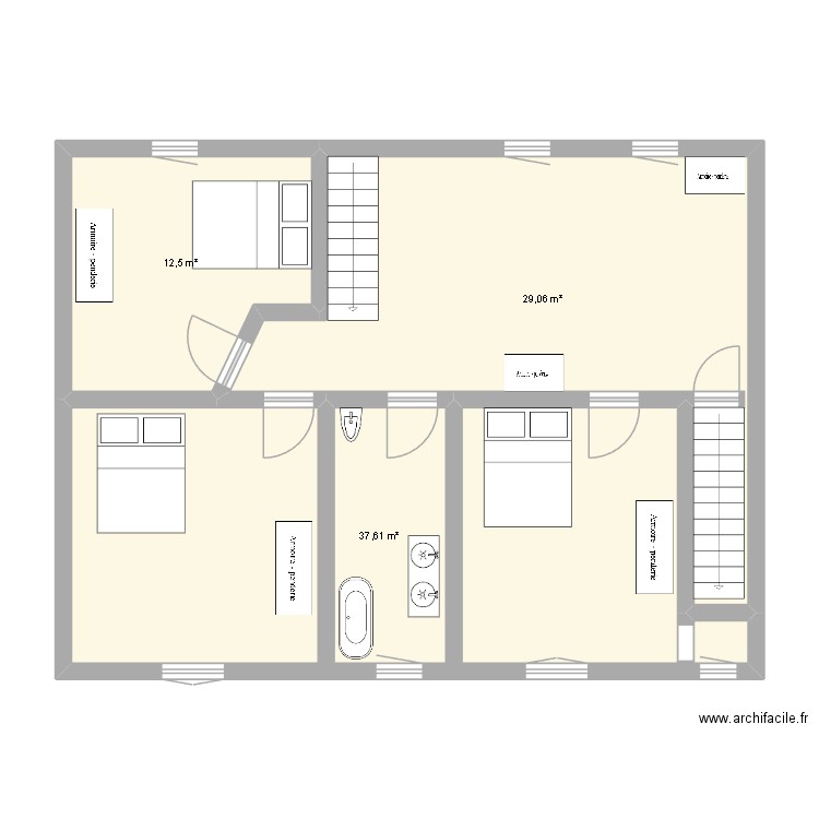 etage. Plan de 3 pièces et 79 m2