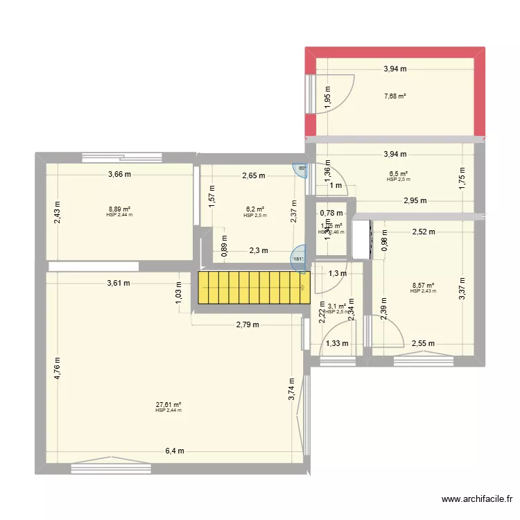 Rez de chaussée sans isolation. Plan de 8 et 70 m² Rez de chaussée sans isolation. Plan de 8 et 70 m²