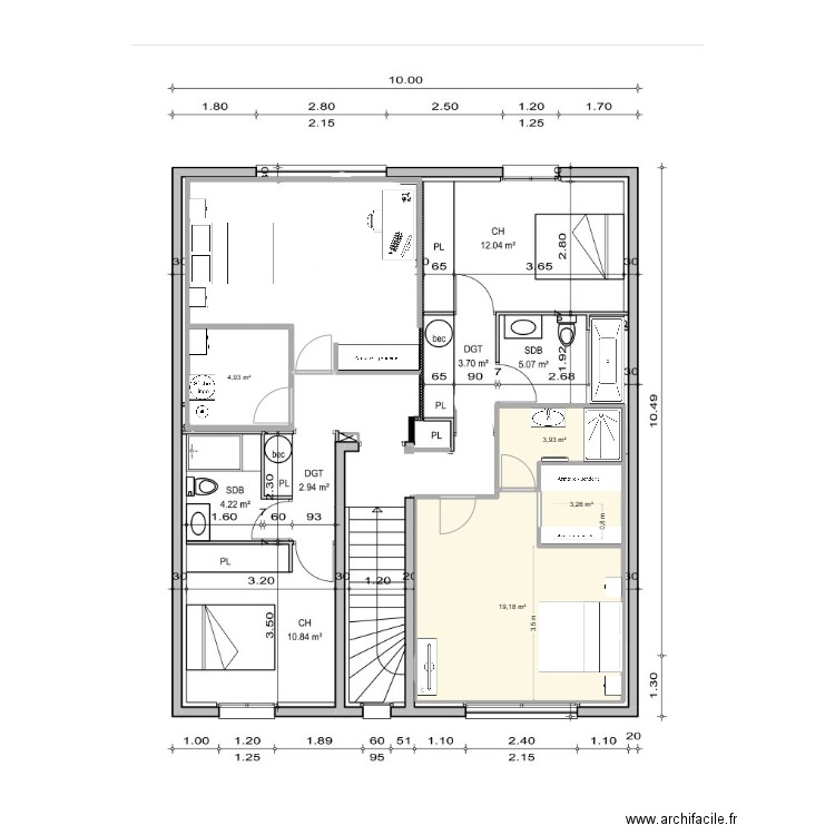 étage avec travaux 3 sdb dressing. Plan de 4 pièces et 31 m2