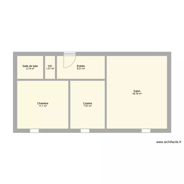 Base. Plan de 6 pièces et 47 m²