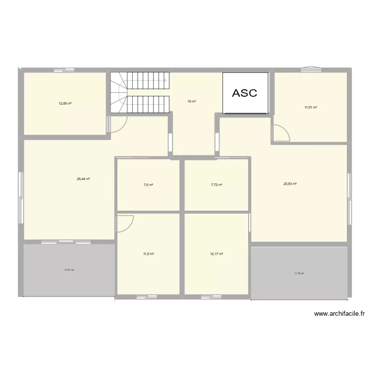 Etage 1. Plan de 9 Pièces et 135 m²