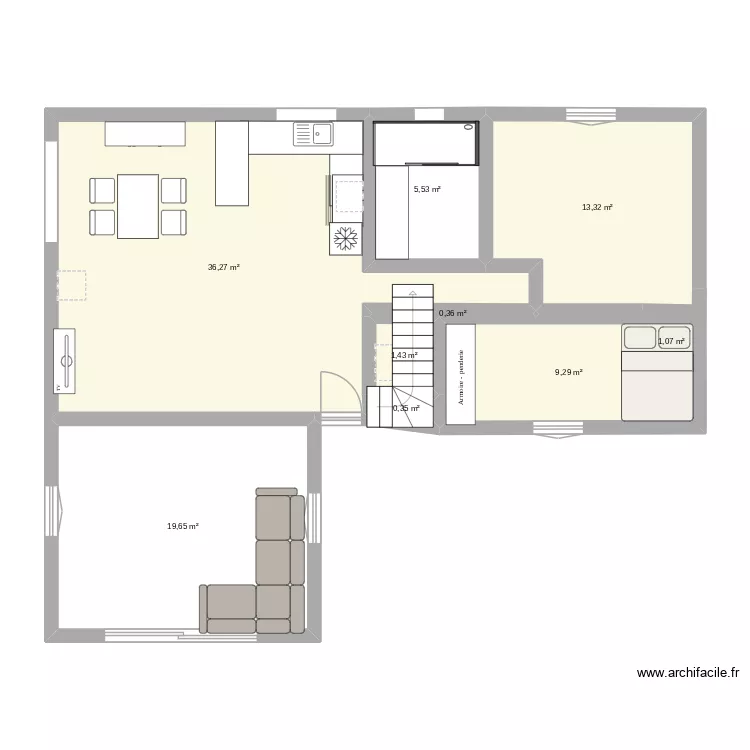 maison Glisolles. Plan de 9  et 87 m²