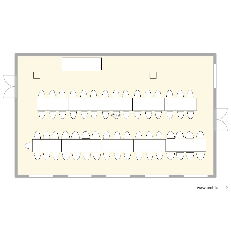 Plan de table vendredi. Plan de 1 pièce et 90 m2