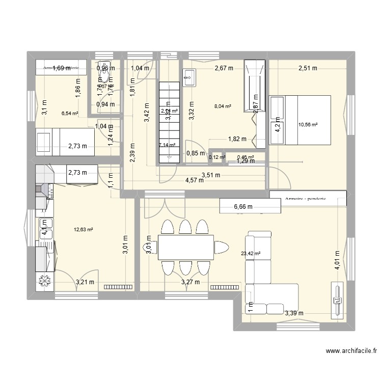 ALChamaka. Plan de 10 pièces et 73 m2