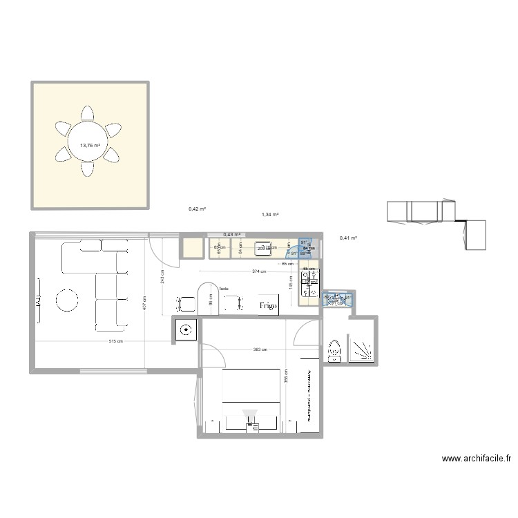 Apt Rdc. Plan de 7 pièces et 18 m2