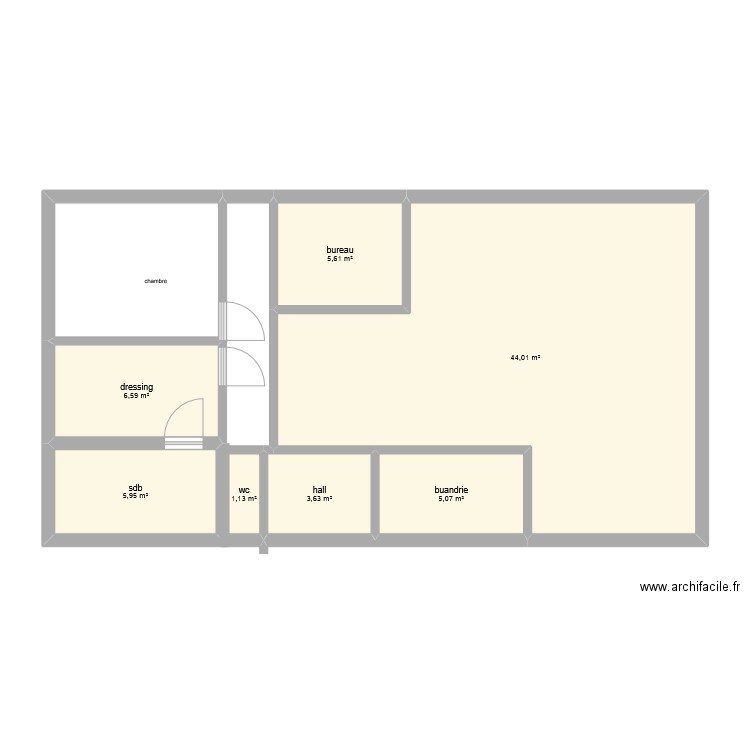 avec piece de vie a l arriere. Plan de 7 pièces et 72 m2