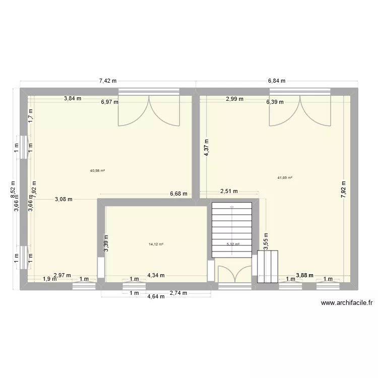 MANOSQUE RDC. Plan de 4 et 102 m² MANOSQUE RDC. Plan de 4 et 102 m²