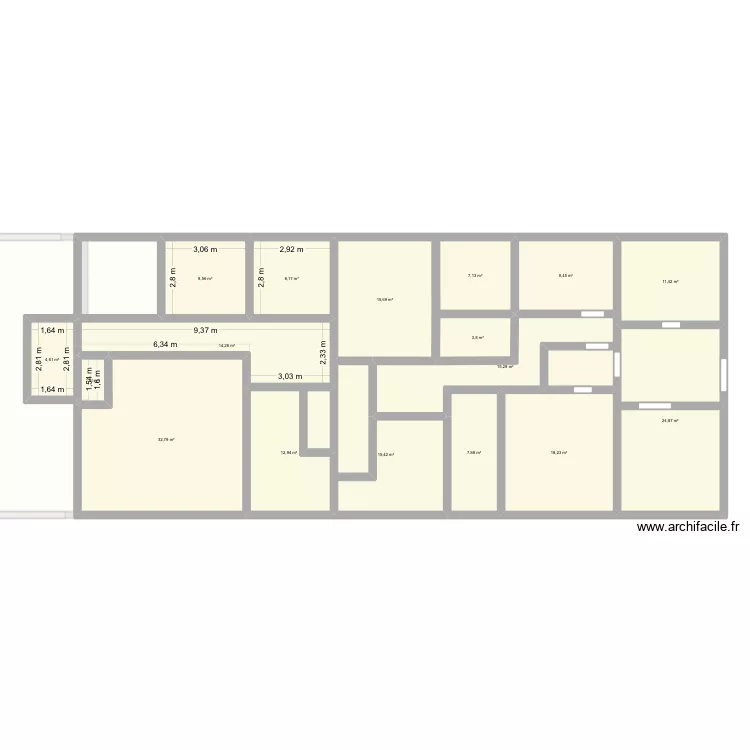 Puylaurens. Plan de 29  et 567 m²