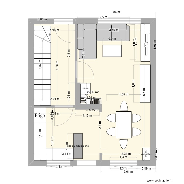 Sallon. Plan de 1 pièce et 36 m2